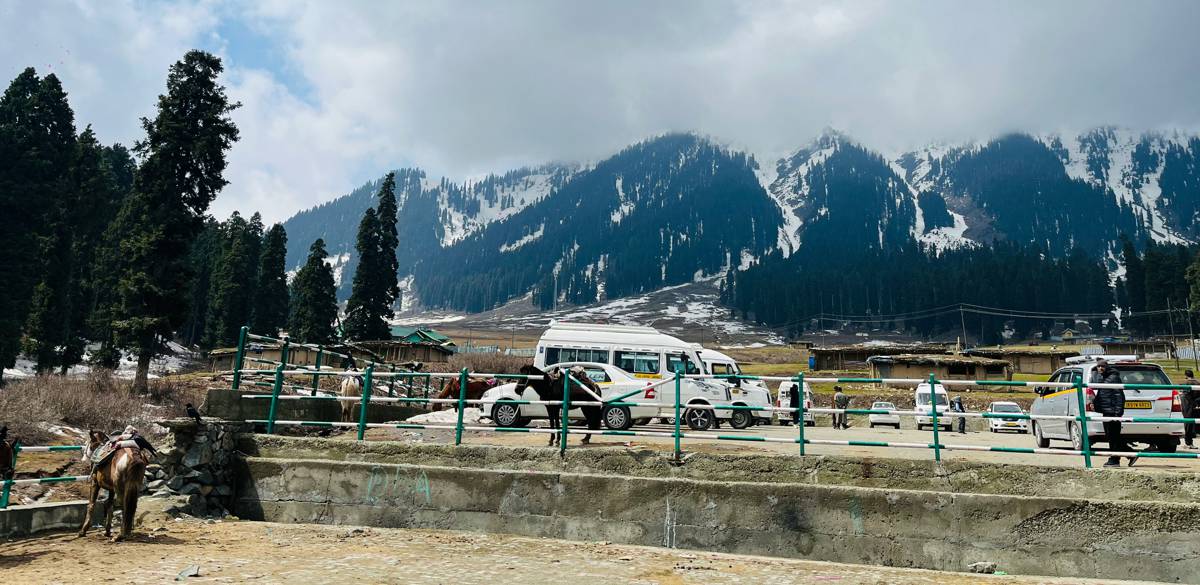 Car Rental Kashmir
